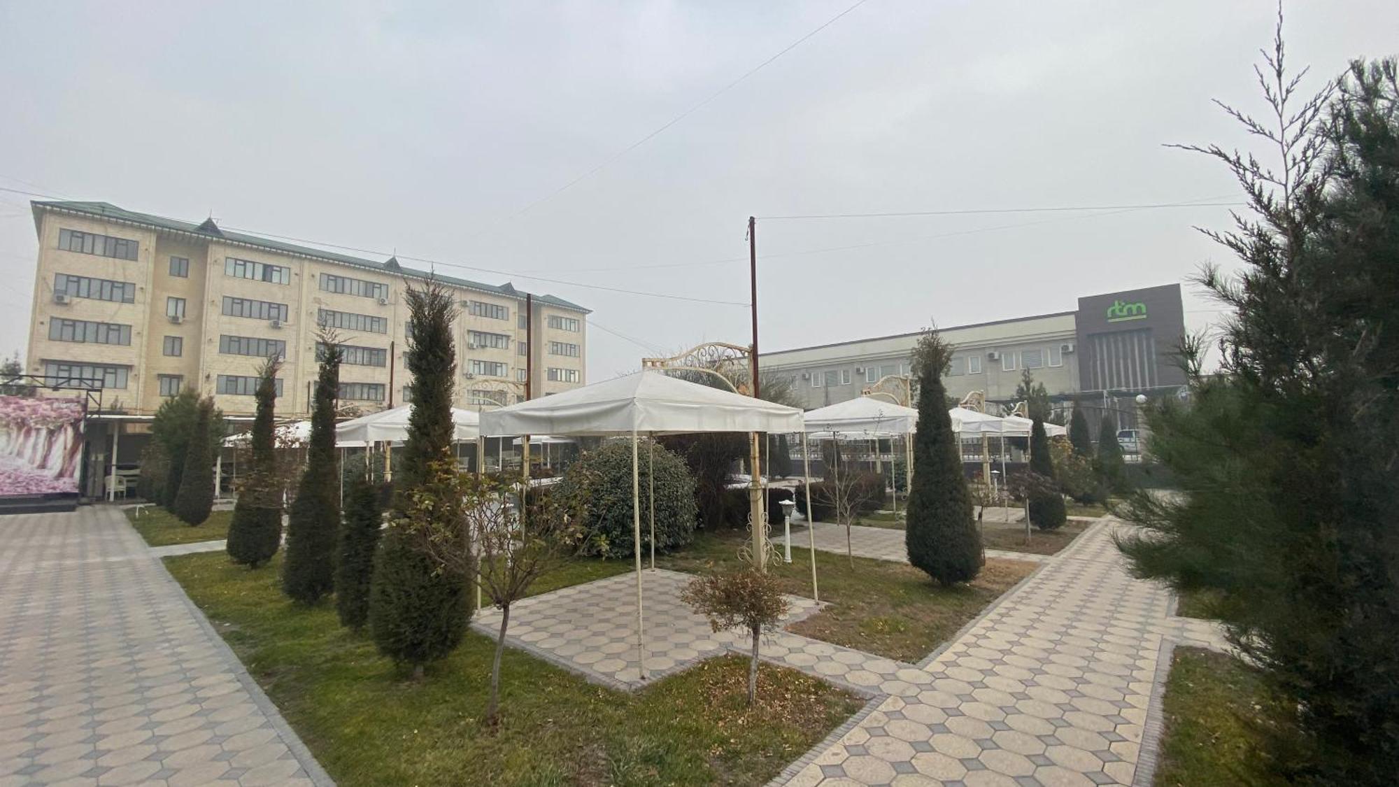 DIYOR Hotel Margilan Marghilon Buitenkant foto