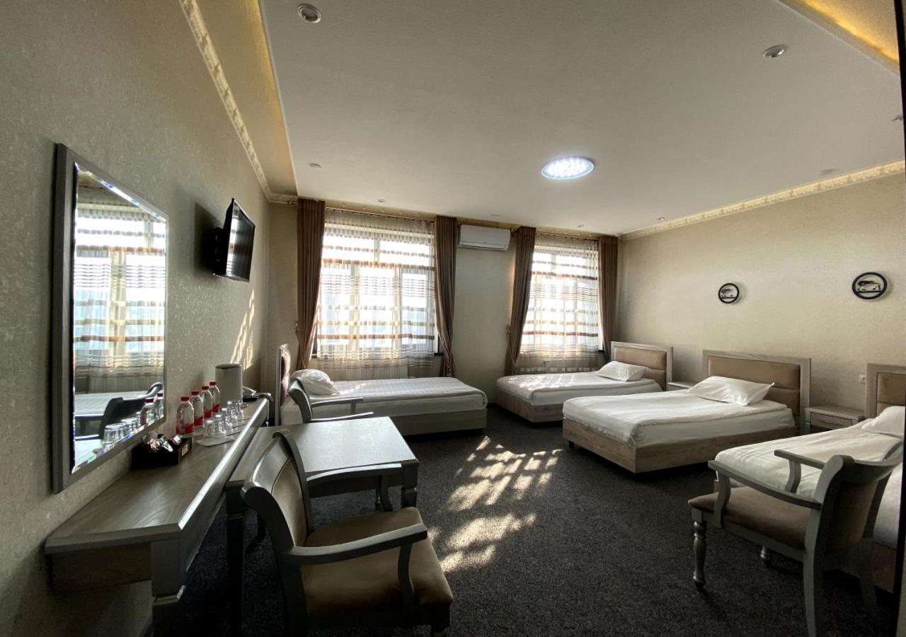 DIYOR Hotel Margilan Marghilon Buitenkant foto