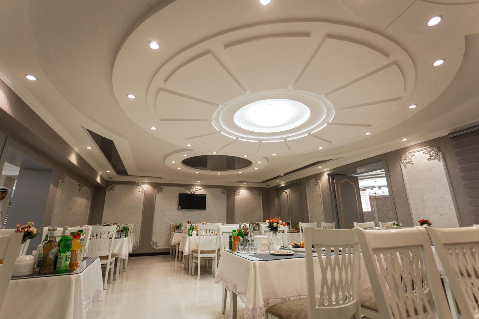 DIYOR Hotel Margilan Marghilon Buitenkant foto